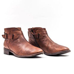 UGG Women Barnett Brown Leather Zip Strap Western Ankle Boots size 6